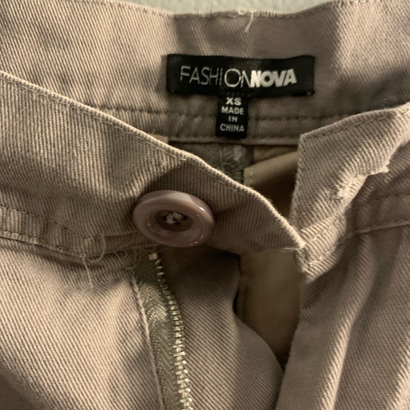 Fashion Nova Taupe Cargo Pants - Picture 5 of 5